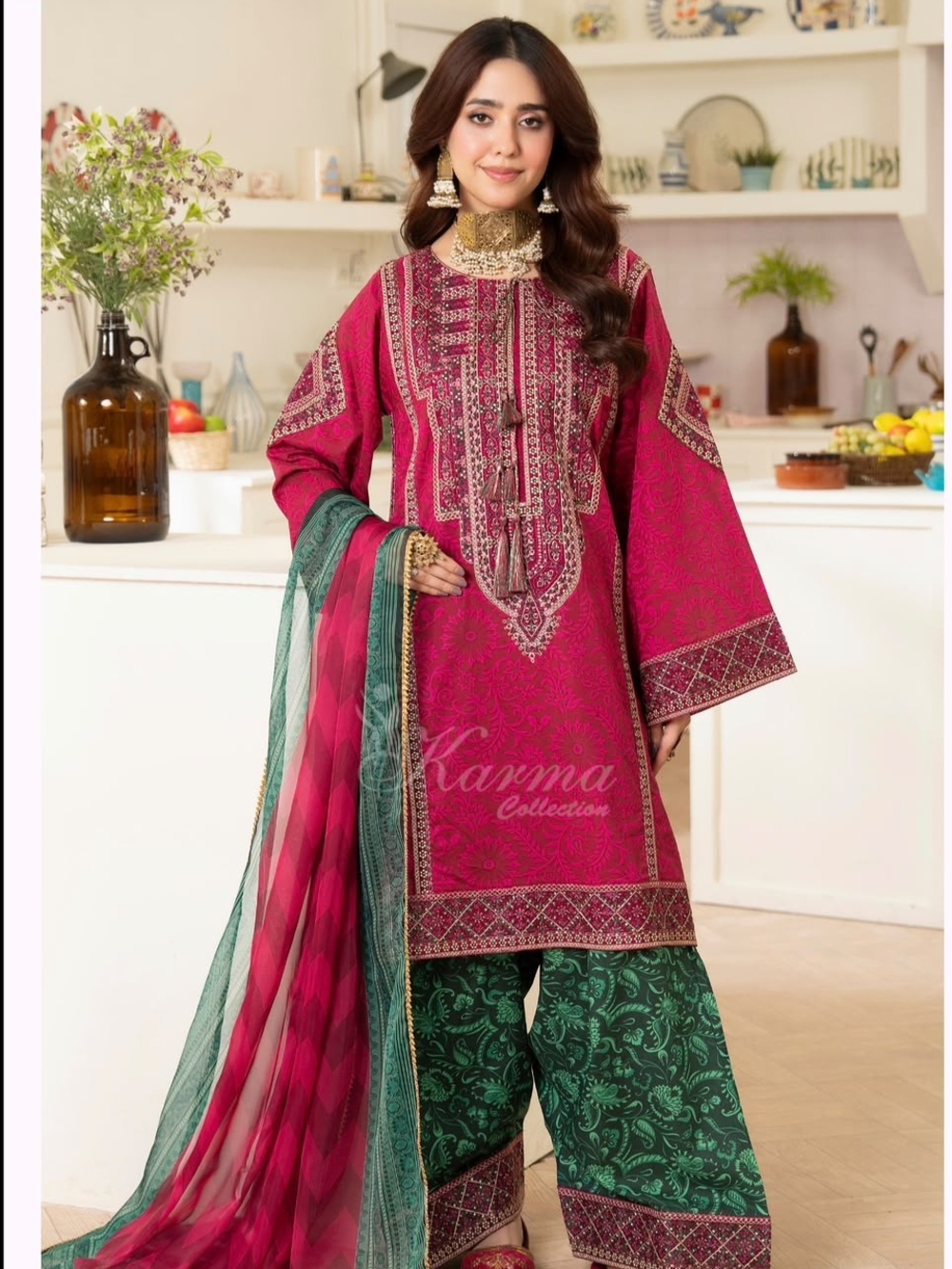 Women's Fuchsia Embroidered Kurta with Green Palazzo